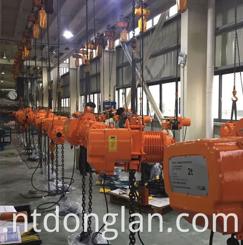 240V,4000lbs Three Phase Electric Chain Hoist